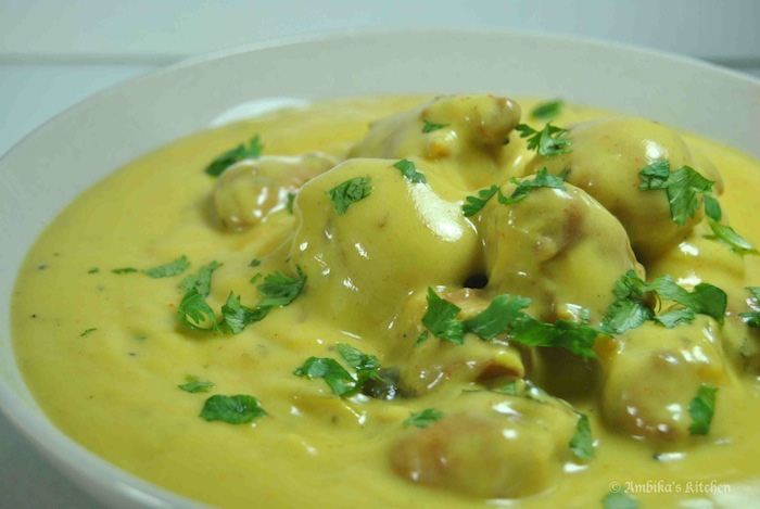 പഞ്ചാബി കടി വിത്ത് പക്കോര