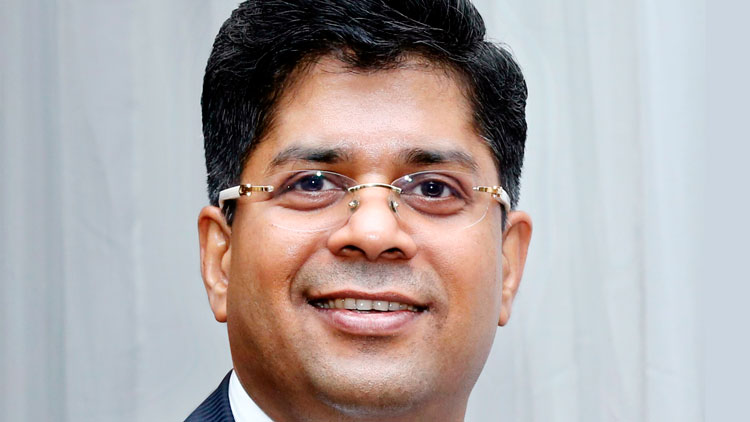 ക്വാ​റ​ൻ​റീ​ൻ ഒ​രു​ക്കാ​ൻ ആ​ശു​പ​ത്രി വി​ട്ടു​ന​ൽ​കി പ​മ്പാ​വാ​സ​ൻ നാ​യ​ർ