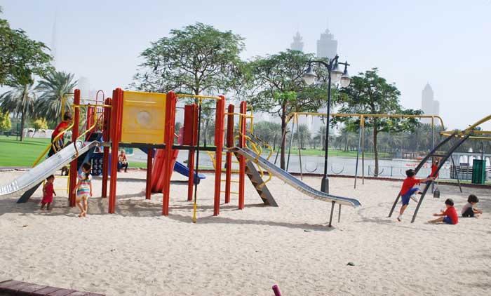 ദു​ബൈ ന​ഗ​ര​സ​ഭ കു​ട്ടി​ക​ൾ​ക്ക്​  50 ക​ളി​സ്​​ഥ​ല​ങ്ങ​ൾ ഒ​രു​ക്കു​ന്നു