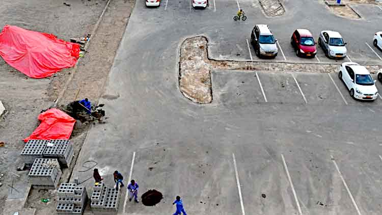 റൂവി സി.ബി.ഡിയിൽ ബഹുനില പാർക്കിങ്​ കേന്ദ്രങ്ങൾ സ്​ഥാപിക്കുന്നു