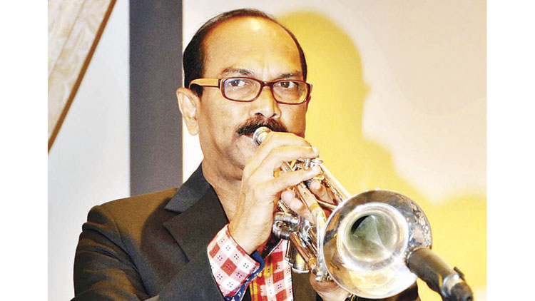 വി​ഷാ​ദ രാ​ഗ​മാ​യി പോ​ൾ പോ​യ്​ മ​റ​ഞ്ഞു..