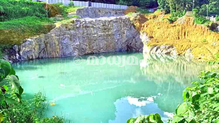 പഴശ്ശിസാഗര്‍ ജലവൈദ്യുത പദ്ധതി നിര്‍മാണം നിര്‍ത്തി 