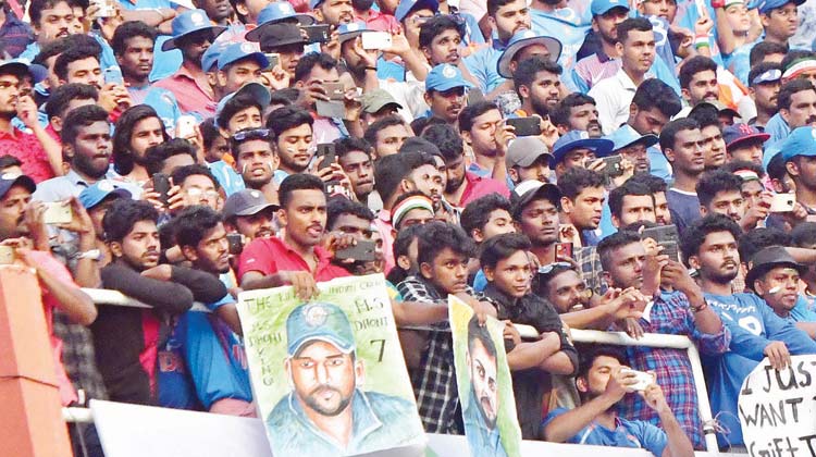 ക​ളി തു​ട​ങ്ങും മു​മ്പ് ബി​രി​യാ​ണി​യു​ടെ വി​ല 150; പിന്നെ അ​ഞ്ചെണ്ണം 100 രൂ​പ​ക്ക്