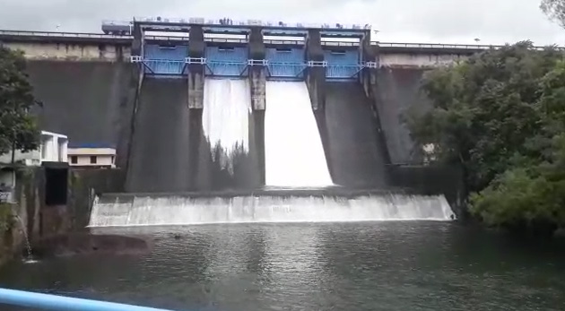 മലമ്പുഴ, പേപ്പാറ ഡാമുകളുടെ ഷട്ടറുകൾ ഉയർത്തി