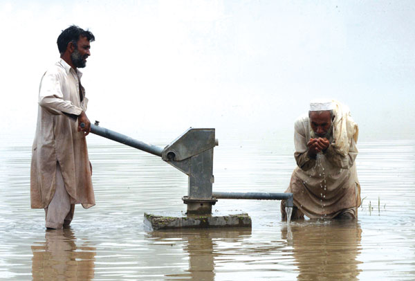 മണ്‍സൂണ്‍ കെടുതിയില്‍ ദക്ഷിണേഷ്യ