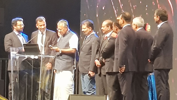 ശൈ​ഖ് മു​ഹ​മ്മ​ദ്‌ ഇൗ ​വ​ർ​ഷം കേ​ര​ളം  സ​ന്ദ​ർ​ശി​ക്കും –പി​ണ​റാ​യി വി​ജ​യ​ൻ