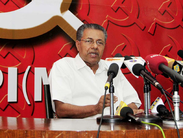 ഉമ്മന്‍ചാണ്ടി-ആര്‍.എസ്.എസ്-വെള്ളാപള്ളി കൂട്ടുകെട്ട് ജനങ്ങള്‍ പൊളിച്ചടുക്കും -പിണറായി