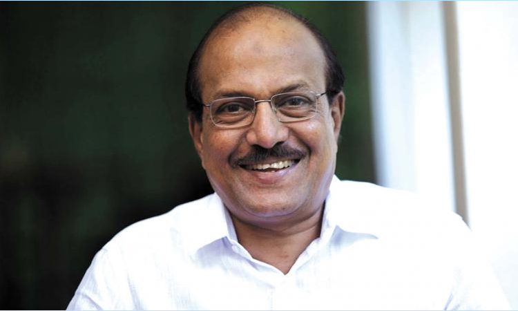 കോഴിക്കോട് വിമാനത്താവളത്തിലെ പ്രയാസങ്ങള്‍ക്ക് പരിഹാരം കാണും -കുഞ്ഞാലിക്കുട്ടി