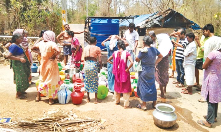 കു​ടി​വെ​ള്ളം കിട്ടാക്കനി