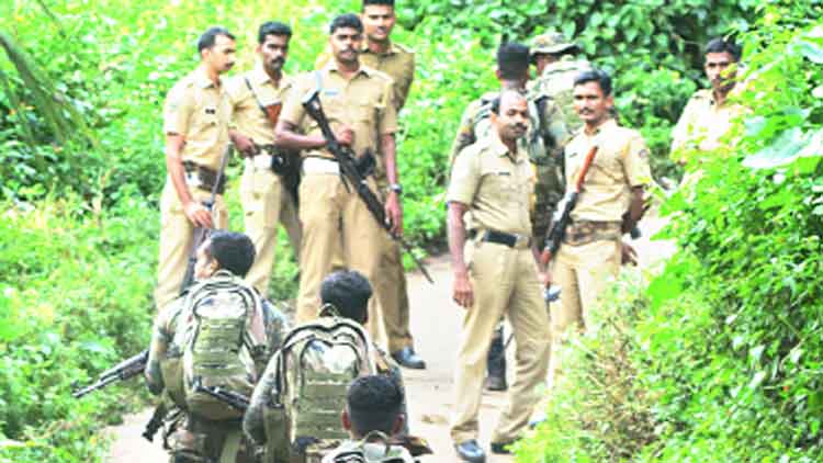 സായുധവഴിയിൽ കനത്ത തിരിച്ചടി