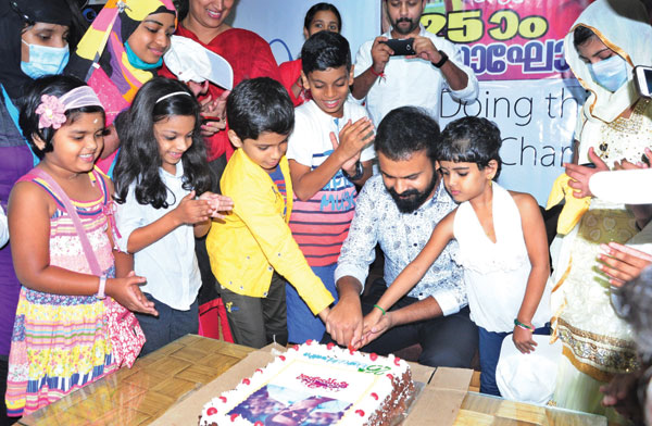 കാന്‍സറിനെ അതിജീവിച്ച് ഇവര്‍ ജീവിതത്തിലേക്ക് പിച്ചവെക്കുന്നു