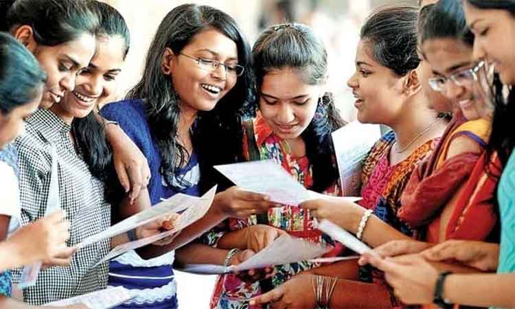 പ്ലസ്​ വൺ ക്ലാസുകൾ ജൂൺ മൂന്നിന്​ തുടങ്ങും