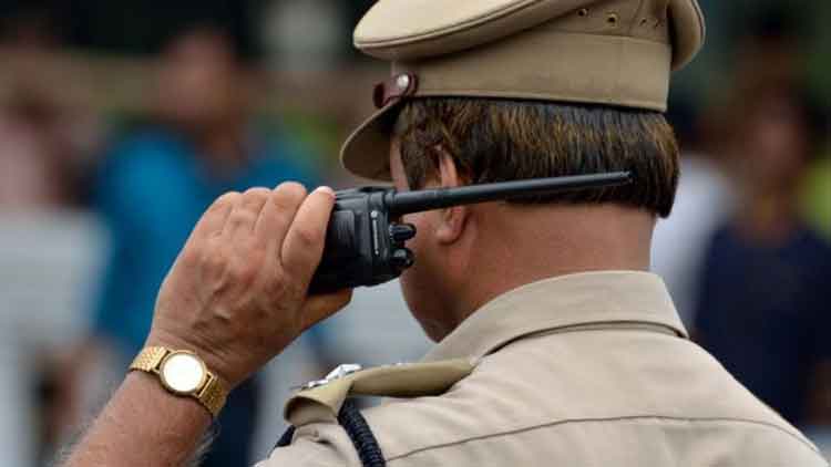 വിദേശത്തുനിന്നെത്തി കറങ്ങി; പൊലീസ്​ കേസെടുത്ത് വീടിനകത്താക്കി