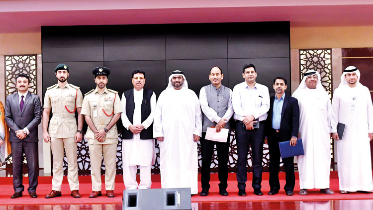 പ്ര​വാ​സികളു​മാ​യി കൈ​കോ​ർ​ത്ത്​  ബോ​ധ​വ​ത്​​ക​ര​ണ​ത്തി​നൊ​രു​ങ്ങി  ദു​ബൈ പൊ​ലീ​സ്​