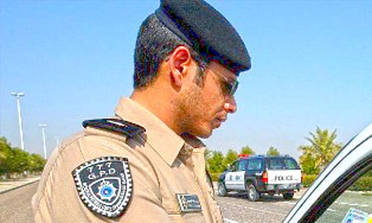 പൊ​ലീ​സ്​ വേ​ന​ൽ​ക്കാ​ല യൂ​നി​ഫോ​മി​ൽ ഇ​ന്നു​മു​ത​ൽ