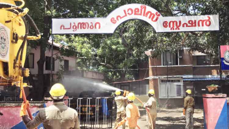 പൂന്തുറയിൽ സമൂഹവ്യാപനത്തിന്‍റെ  സൂചനകൾ ഉള്ളതായി മേയർ