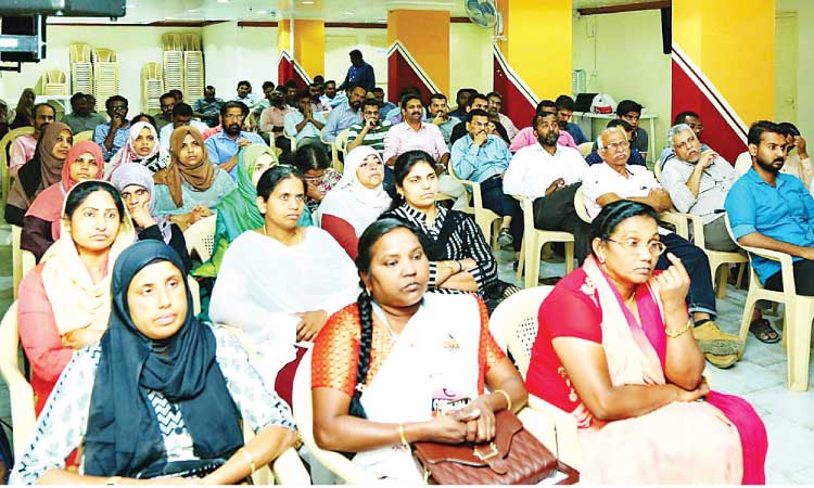 ‘പോ​ർ​ക്ക​ള​ത്തി​ൽ മു​ഖാ​മു​ഖം’ രാ​ഷ്​​ട്രീ​യ സം​വാ​ദം