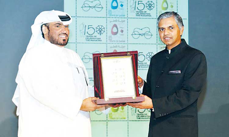 ഗാ​​ന്ധി​​ജി​​ക്ക്​ ആ​​ദ​​രം: ഖ​​​ത്ത​​​ർ പോ​​​സ്​​​​റ്റൽ സ്​​​​റ്റാ​​​മ്പ് പു​​​റ​​​ത്തി​​​റ​​​ങ്ങി