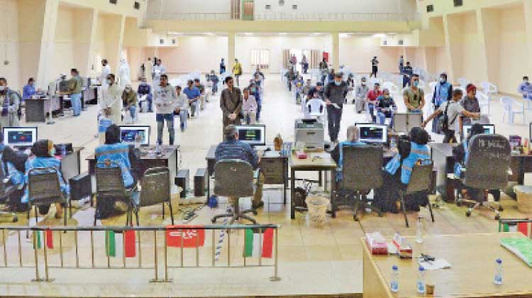 പൊതുമാപ്പ്: ഇൗജിപ്തുകാരും വേണ്ടത്ര രജിസ്റ്റർ ചെയ്യുന്നില്ലെന്ന് റിപ്പോർട്ട് പൊതുമാപ്പ്: ഇൗജിപ്തുകാരും വേണ്ടത്ര രജിസ്റ്റർ ചെയ്യുന്നില്ലെന്ന് റിപ്പോർട്ട്