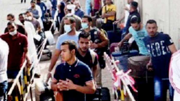 പൊതുമാപ്പ്: നാളെ മുതൽ ബംഗ്ലാദേശുകാരുടെ രജിസ്ട്രേഷൻ പൊതുമാപ്പ്: നാളെ മുതൽ ബംഗ്ലാദേശുകാരുടെ രജിസ്ട്രേഷൻ