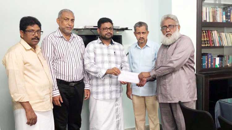 പ്രളയ ദുരിതാശ്വാസം: ആദ്യ ഗഡു കൈമാറി