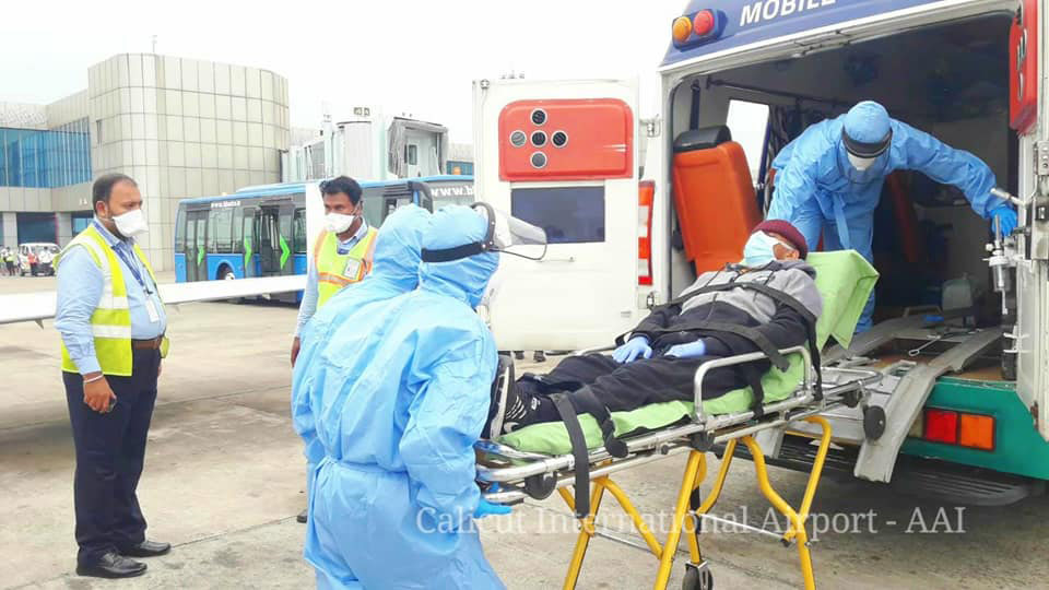 ചികിത്സക്കായി ബ്രിട്ടനിൽ നിന്ന് പ്രത്യേക വിമാനത്തിൽ എത്തിച്ച യുവാവ് മരിച്ചു ചികിത്സക്കായി ബ്രിട്ടനിൽ നിന്ന് പ്രത്യേക വിമാനത്തിൽ എത്തിച്ച യുവാവ് മരിച്ചു