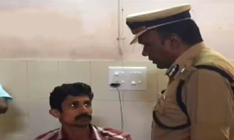 അക്രമം തടയാൻ ശ്രമിച്ച പൊലീസുകാരന് പാരിതോഷികം