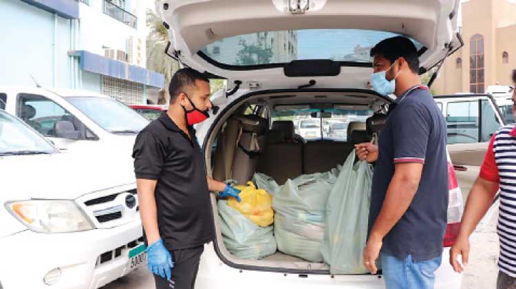 പ്ര​യാ​സ​പ്പെ​ടു​ന്ന പ്ര​വാ​സി​ക​ൾ​ക്ക് കൈ​ത്താ​ങ്ങാ​യി കേ​ര​ള പ്ര​വാ​സി ഫോ​റം ഷാ​ർ​ജ