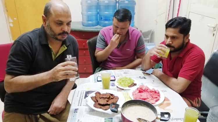 സ​ഹ​മു​റി​യ​നൊ​പ്പം  നോ​മ്പു​നോ​റ്റ്​ നി​ധീ​ഷി​െൻറ​യും  ജോ​സ​ഫി​െൻറ​യും ​െഎ​ക്യ​ദാ​ർ​ഢ്യം