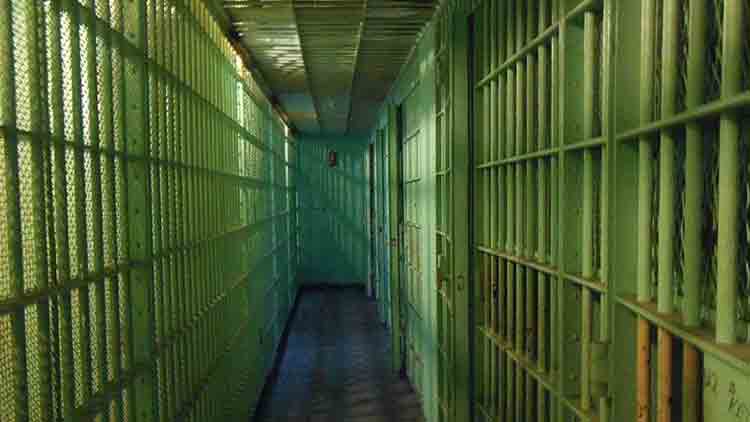 കുവൈത്തിൽ തടവുകാരെ കൂട്ടത്തോടെ വിട്ടയക്കും