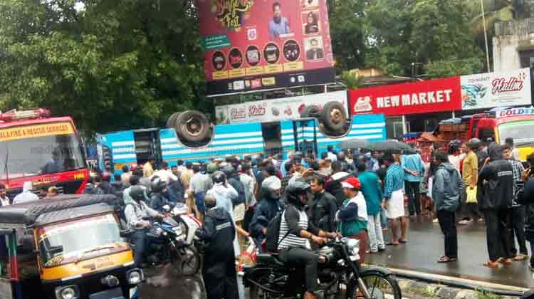 private-bus-accident