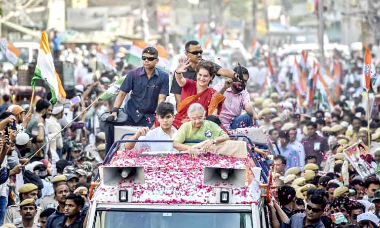 റോഡ്​ഷോ...