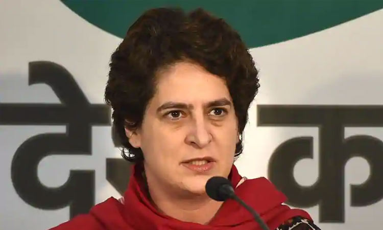 പ്രിയങ്ക ഗാന്ധി നിയമിച്ചയാളെ രാഹുൽ പുറത്താക്കി