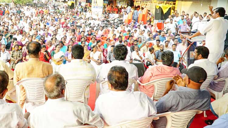 പൗരത്വ ഭേദഗതി നിയമം: തെരുവിൽ പ്രതിഷേധം ഇരമ്പുന്നു