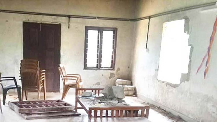 കാട്ടാനക്കൂട്ടം മൊബൈല്‍ ടവർ നശിപ്പിച്ചു;  വാർത്തവിനിമയ സൗകര്യമില്ലാതെ ഇടമലക്കുടി