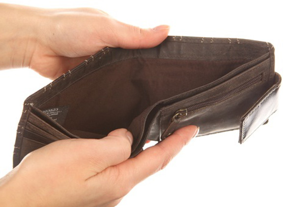 പോക്കറ്റും വരളും?