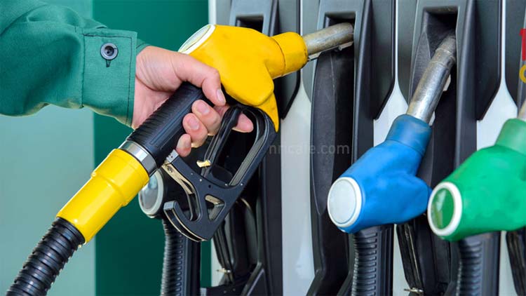 പ്രീ​മി​യം, ഡീ​സ​ൽ നി​ര​ക്കു​ക​ളി​ൽ  മാ​റ്റ​മി​ല്ല; സൂ​പ്പ​റി​ന് വി​ല കൂ​ടും