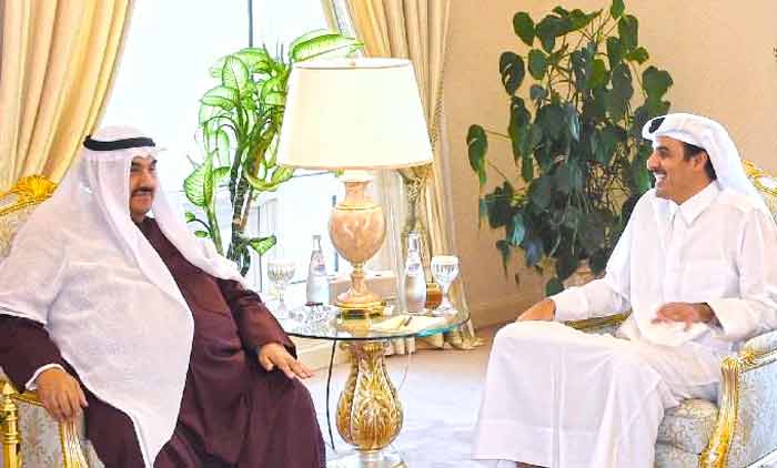 ഖ​ത്ത​ർ ഭ​ര​ണാ​ധി​കാ​രി​യു​മാ​യി  അ​മീ​റി​െൻറ പ്ര​തി​നി​ധി ച​ർ​ച്ച ന​ട​ത്തി