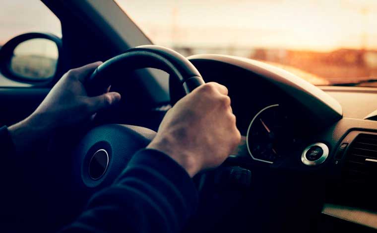 വാ​ഹ​ന​ങ്ങ​ളു​ടെ  ഫാ​ഹി​സ് പ​രി​ശോ​ധ​ന  ഒ​ഴി​വാ​ക്കി