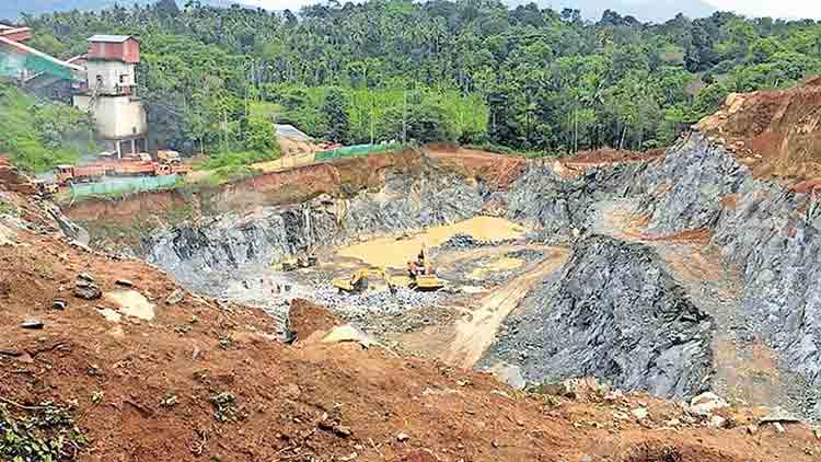 കോടതി ഉത്തരവ് നടപ്പാക്കിയാൽ 2,500ഓളം ക്വാറികൾക്ക് താഴ്​ വീഴും