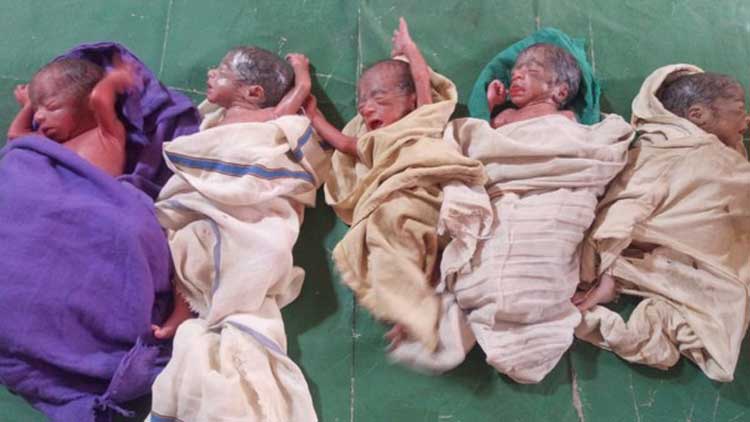 കണ്ണ്​ നിറഞ്ഞ്​ അമ്മ; ഒരു പ്രസവത്തിൽ അഞ്ച്​ കുഞ്ഞുങ്ങൾ