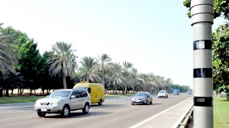 അ​ബൂ​ദ​ബി അ​ണു​ന​ശീ​ക​ര​ണ യ​ജ്ഞം: റോ​ഡു​ക​ളി​ൽ നി​രീ​ക്ഷ​ണ​ത്തി​ന് റ​ഡാ​ർ കാ​മ​റ​ക​ൾ 