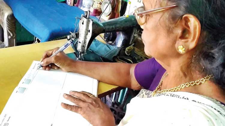 radhamani-23 radhamani-23