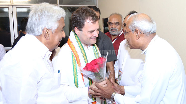 രാഹുൽ ഗാന്ധി എത്തി; രാമനിലയത്തിൽ തിരക്കിട്ട ചർച്ചകൾ