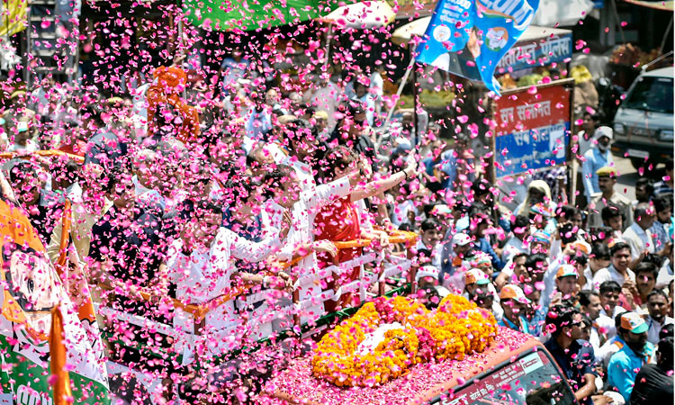 പുഷ്​പംപോലെ ജയിച്ചുകയറണം