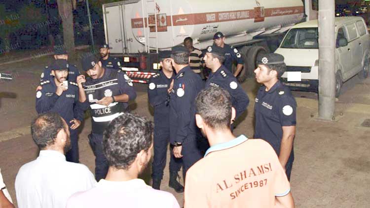 സു​ര​ക്ഷ പ​രി​ശോ​ധ​ന​; 30 പേ​ർ പി​ടി​യി​ൽ