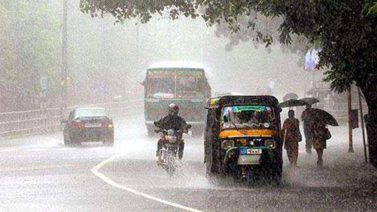 ശക്തമായ മഴക്ക് സാധ്യത; ജില്ലകളിൽ ഓറഞ്ച് അലർട്ട്
