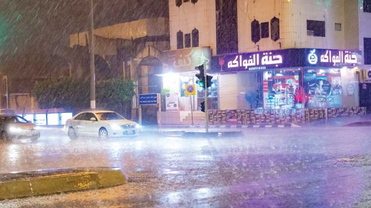 ദക്ഷിണ സൗദിയിൽ ശക്തമായ മഴ