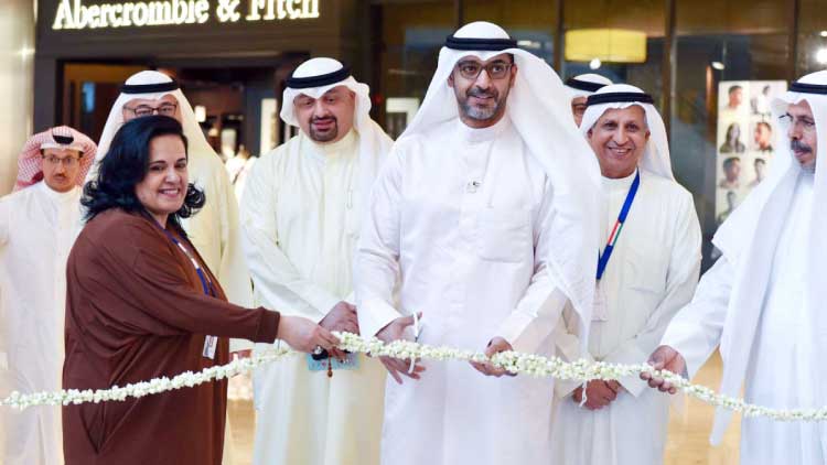 അ​ധി​നി​വേ​ശ വാ​ർ​ഷി​കം: ര​ക്ത​സാ​ക്ഷി​ക​ളെ അ​നു​സ്മ​രി​ച്ചു