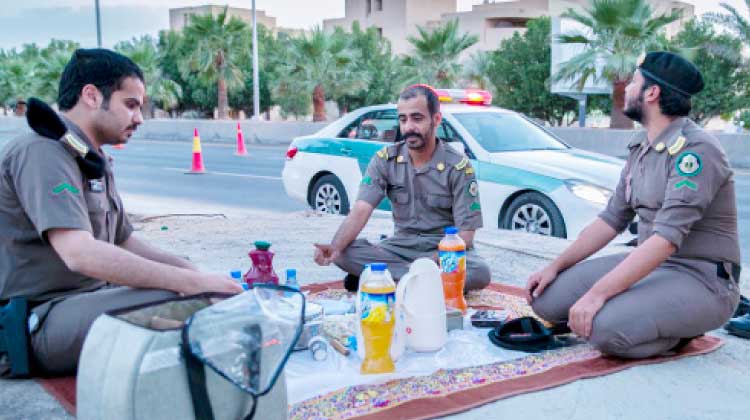 ഖ​സീ​മി​ലെ കോ​വി​ഡ് കാ​ല​ റ​മ​ദാ​ൻ വി​ശേ​ഷം